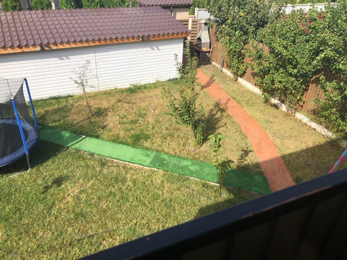 Vila Cu Trandafiri Cozy Apartments 2 Camere Bragadiru エクステリア 写真