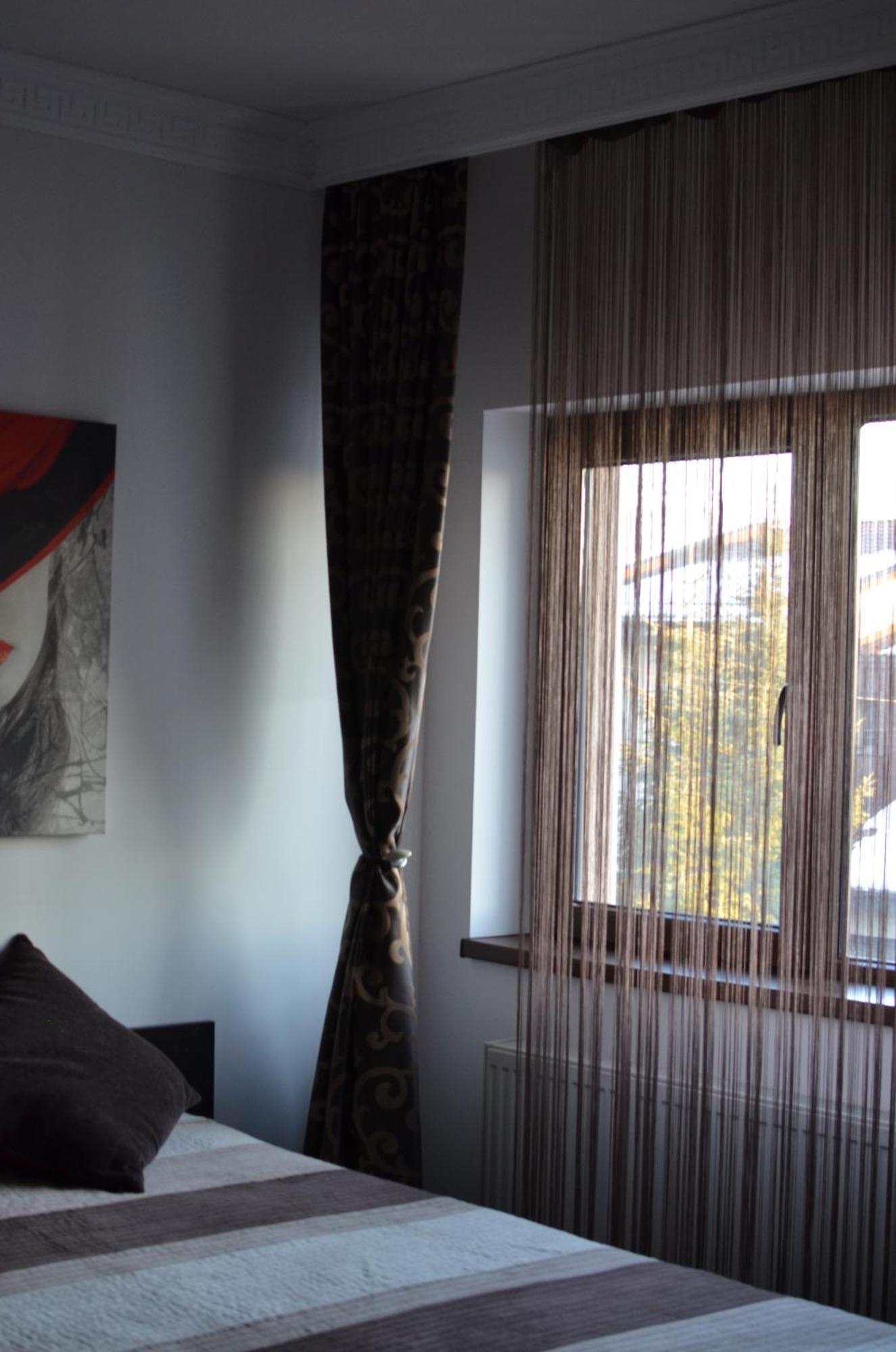 Vila Cu Trandafiri Cozy Apartments 2 Camere Bragadiru エクステリア 写真